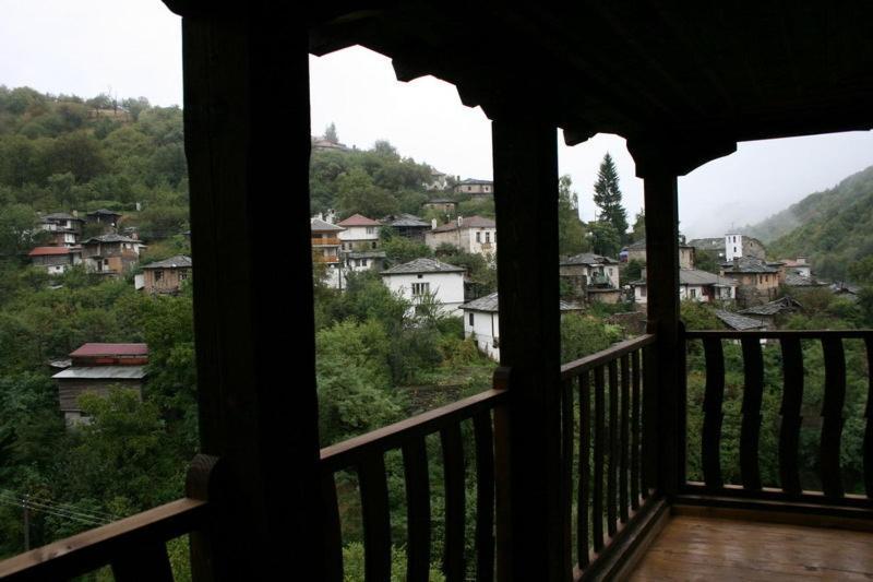 Complex Kosovo Houses Exterior photo
